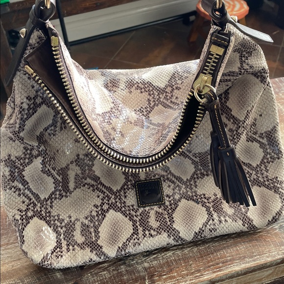 Dooney and Bourke python style bag - Picture 8 of 8